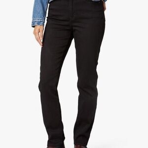 Levi's Signature High-Rise Straight Jeans